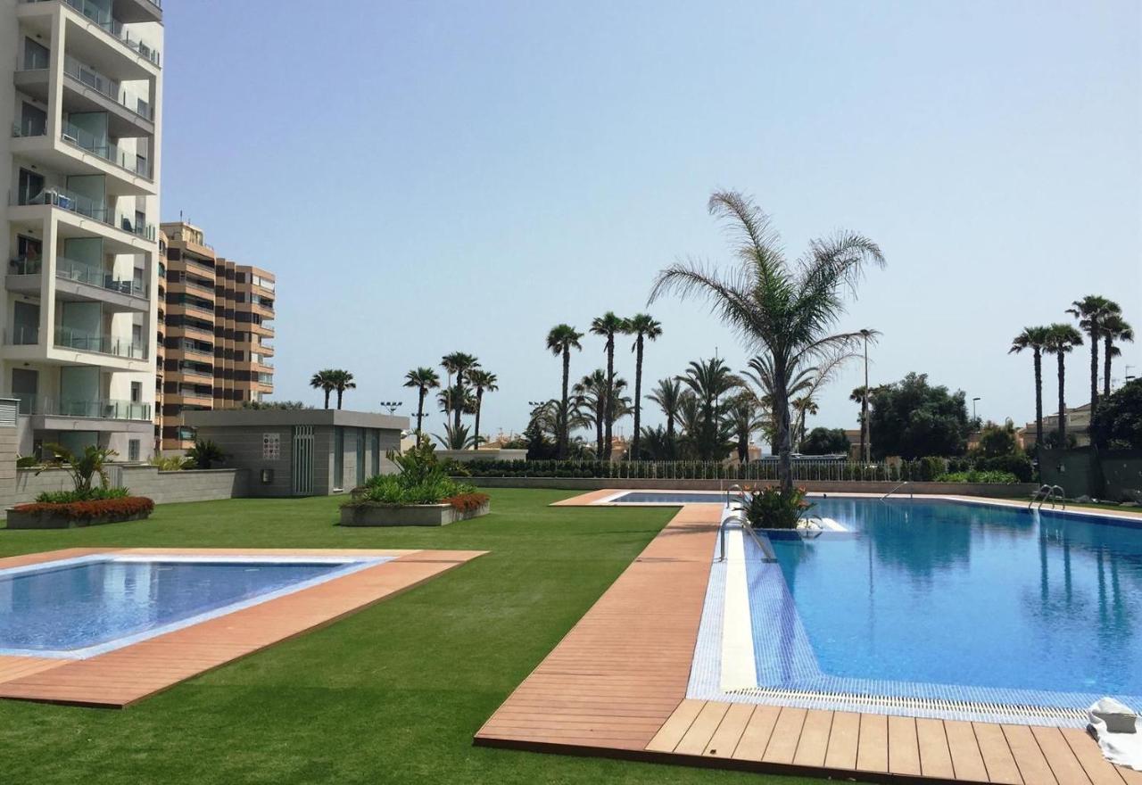 Luxury Suite Apartment Torrevieja Kültér fotó